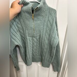 Cozy Cable Knit Sweater - Green